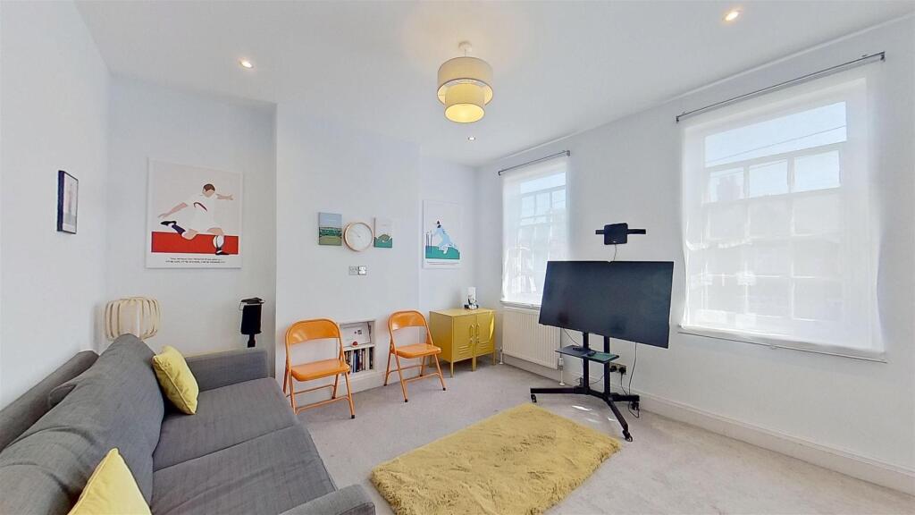 Swaby-Road-Earlsfield-Road-SW18-06182025_151134.jp