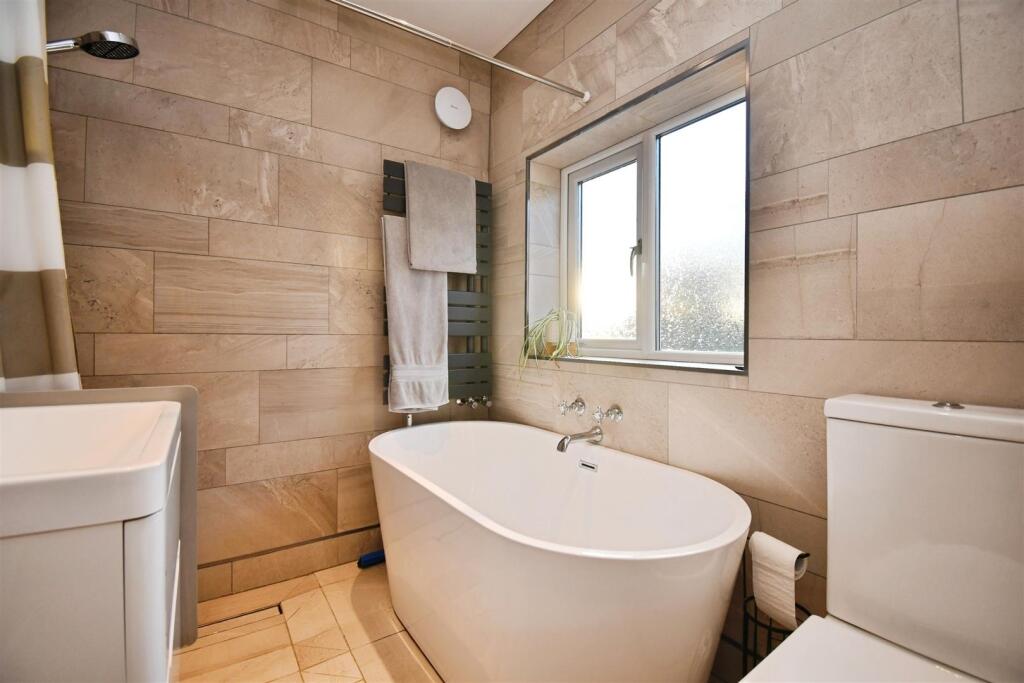 Bathroom / Wet room