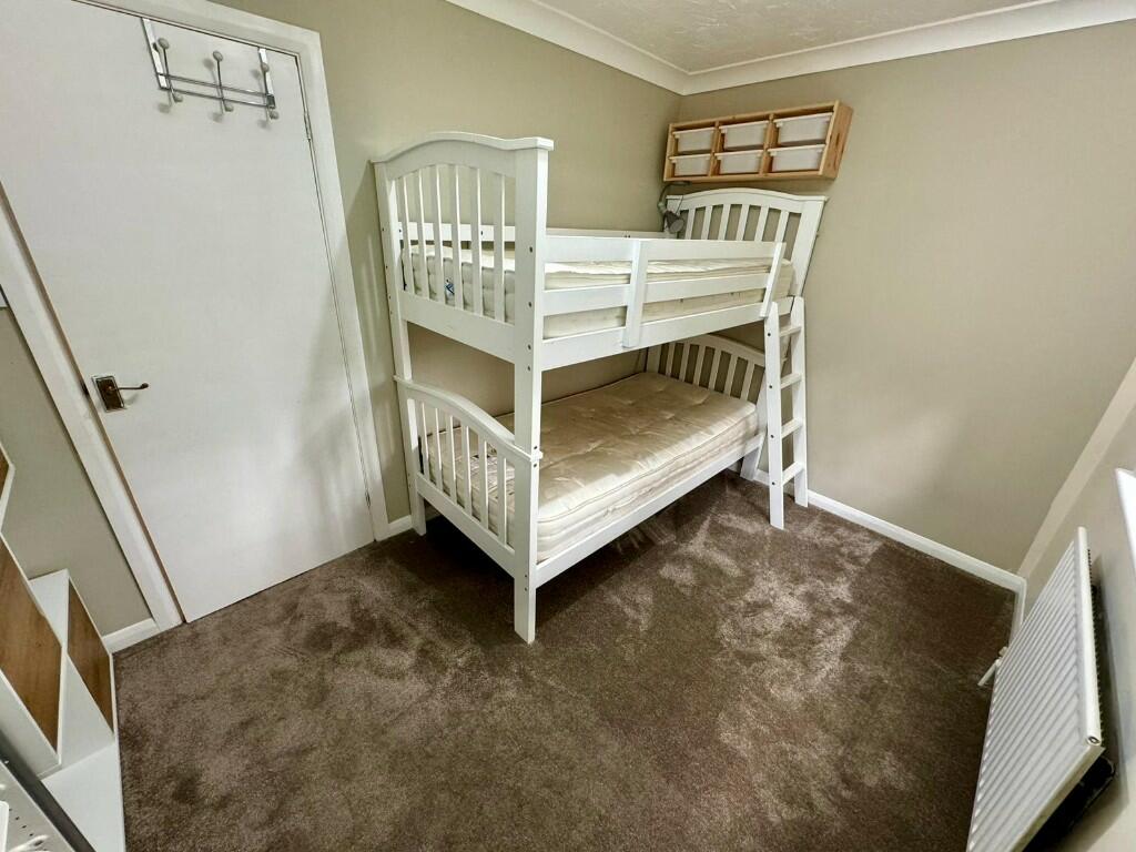 2nd Bedroom
