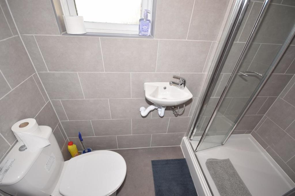 NEW STUDIO SHOWER.jpg