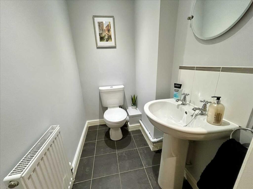GROUND FLOOR CLOAK