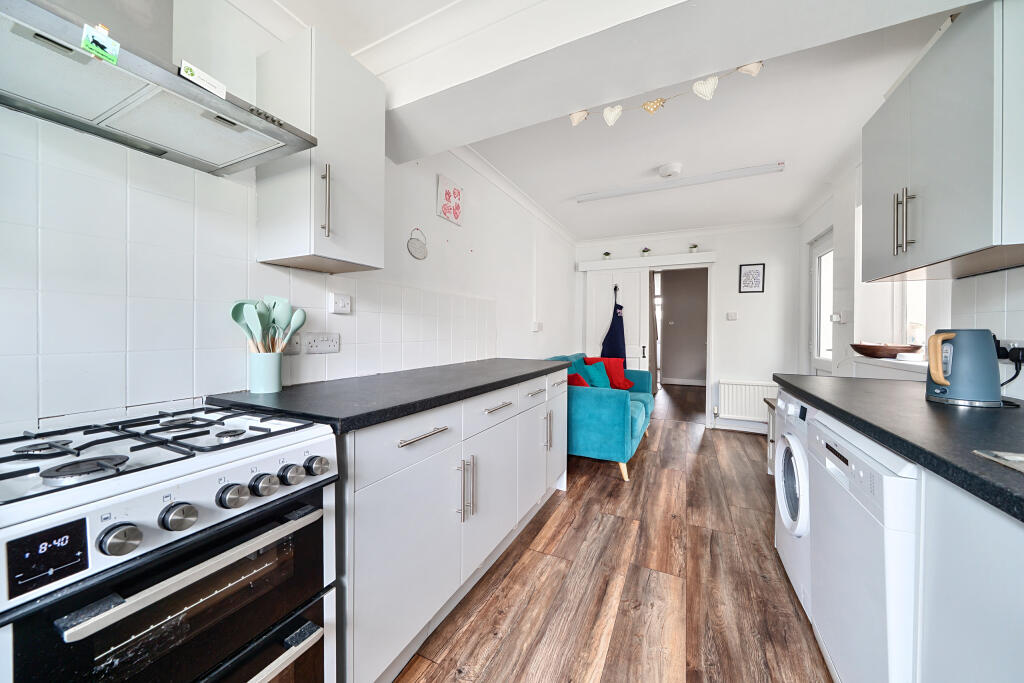 Kitchen / Breakfast Room