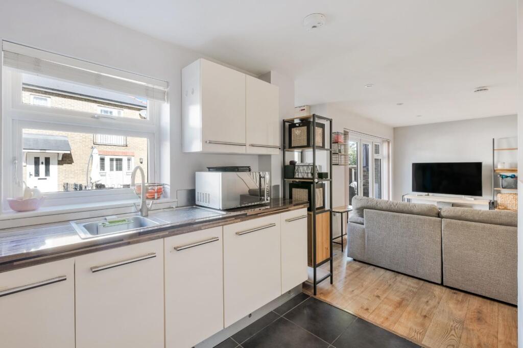 CRYSTAL PLACE (7).jpg