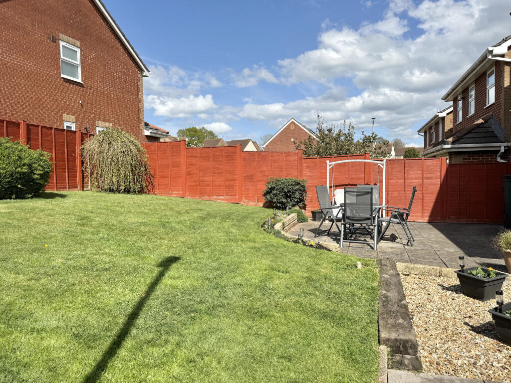 Rear Enclosed Garden