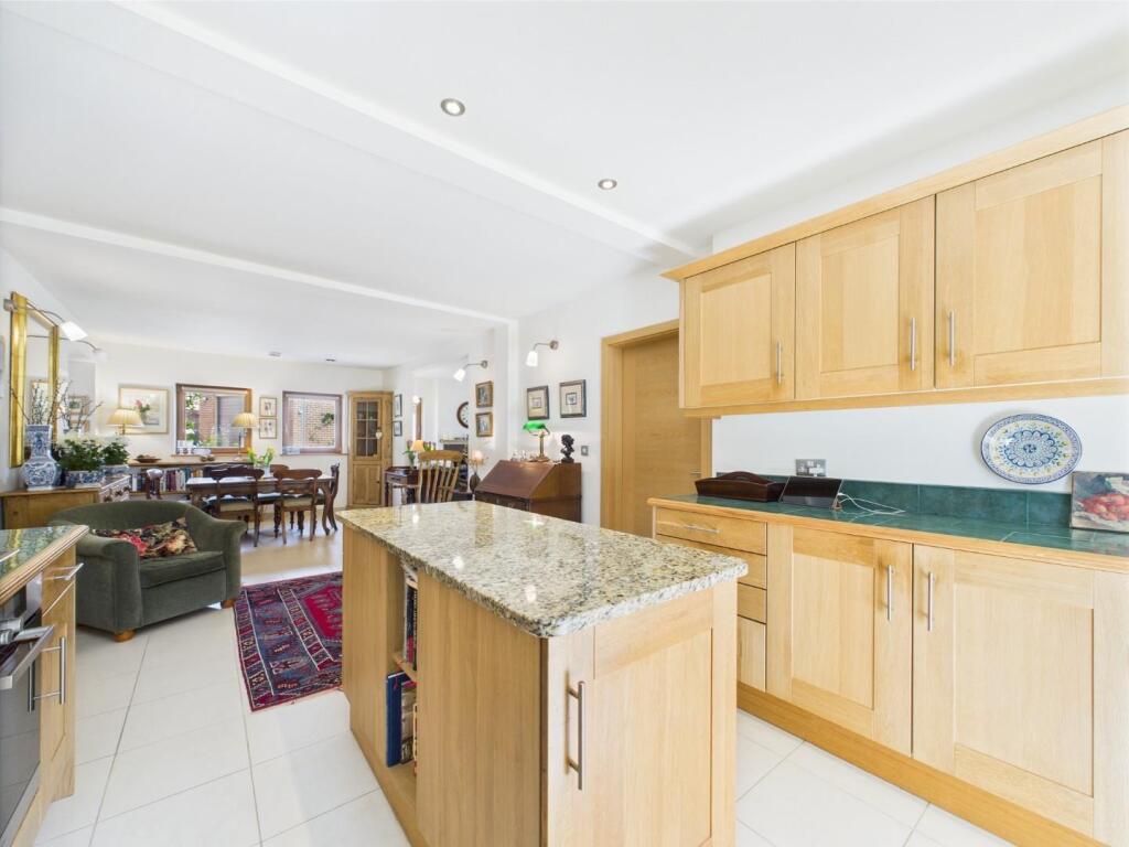 Kitchen &amp; Dining Area