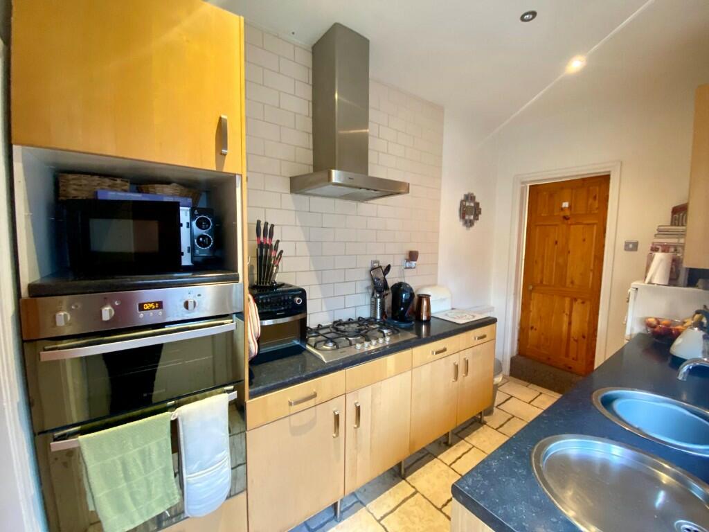 Kitchen 2