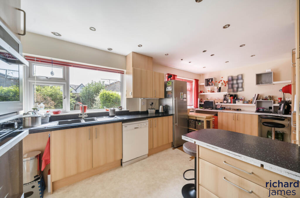 875c66111efa45cd87a1993a74b9b165