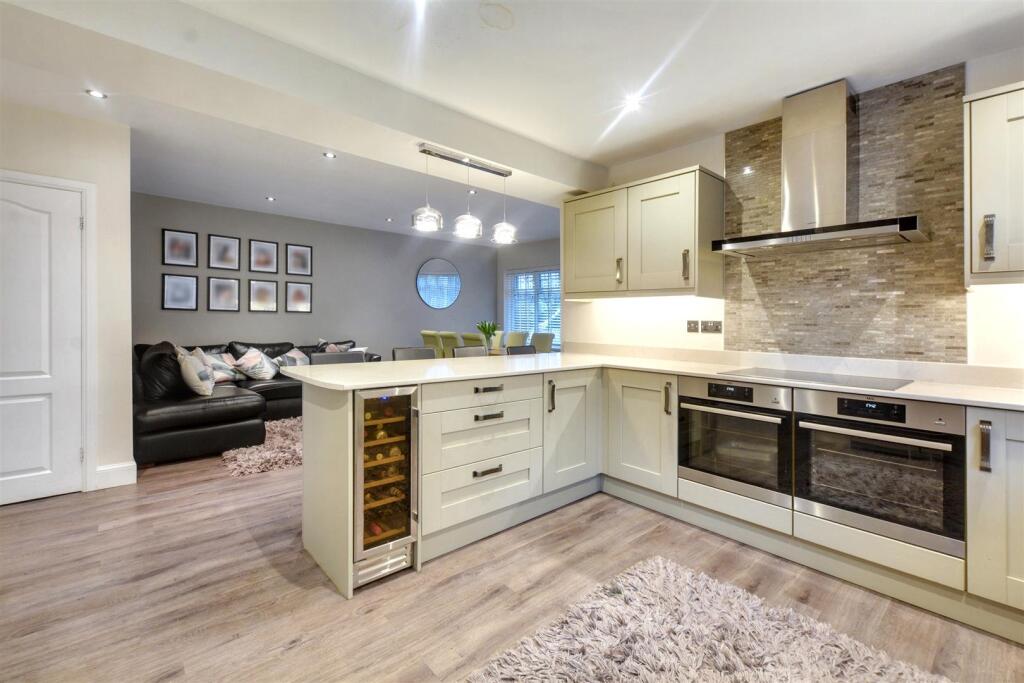Kitchen_ (1).jpeg