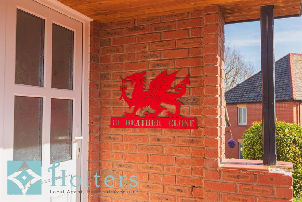 10 Heather Close, Newtown-22.jpg