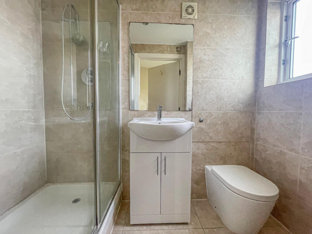 Ensuite 2.png