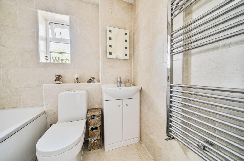 1320296-12-686ce8...