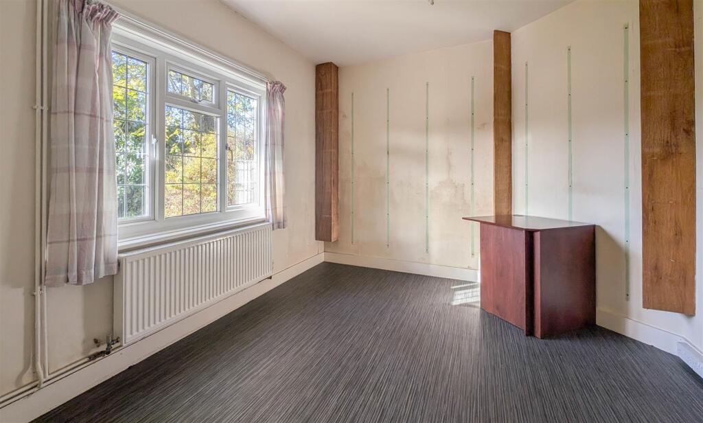 Dining Room-1.jpg