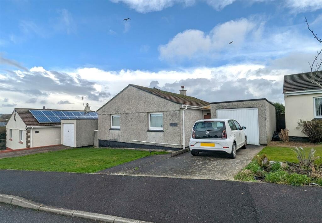 9 Nathan Close
