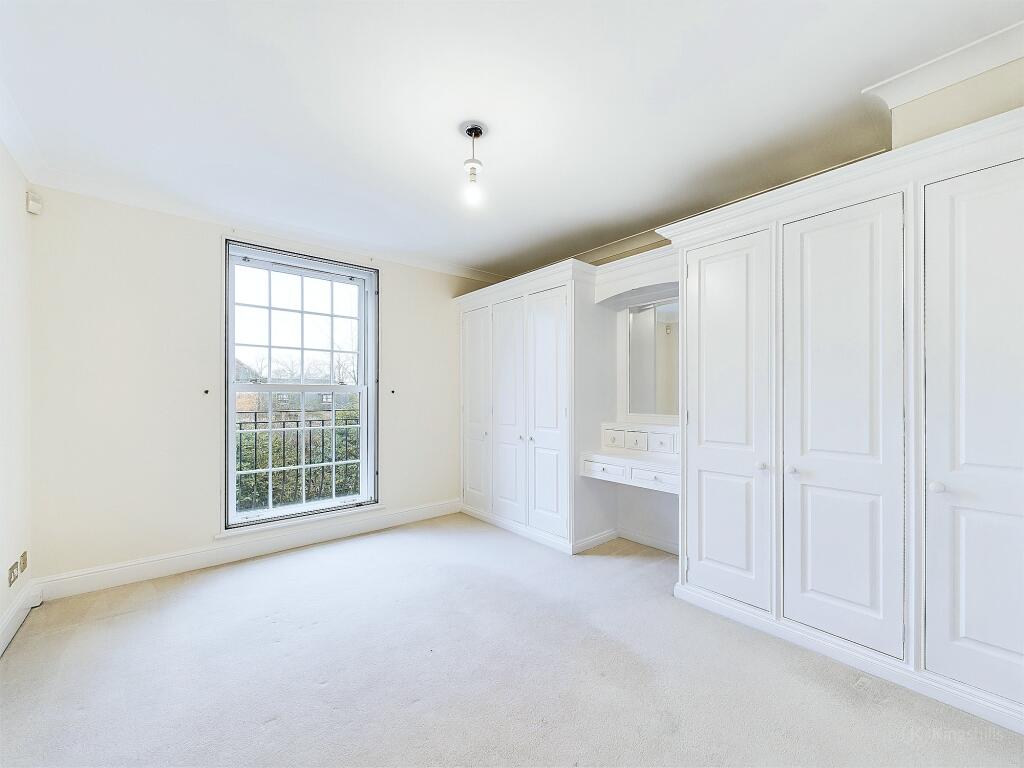 Principal Bedroom