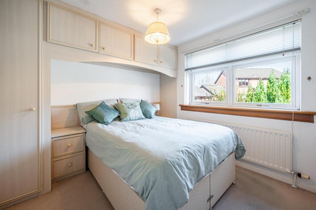 Bed1 (2).jpg