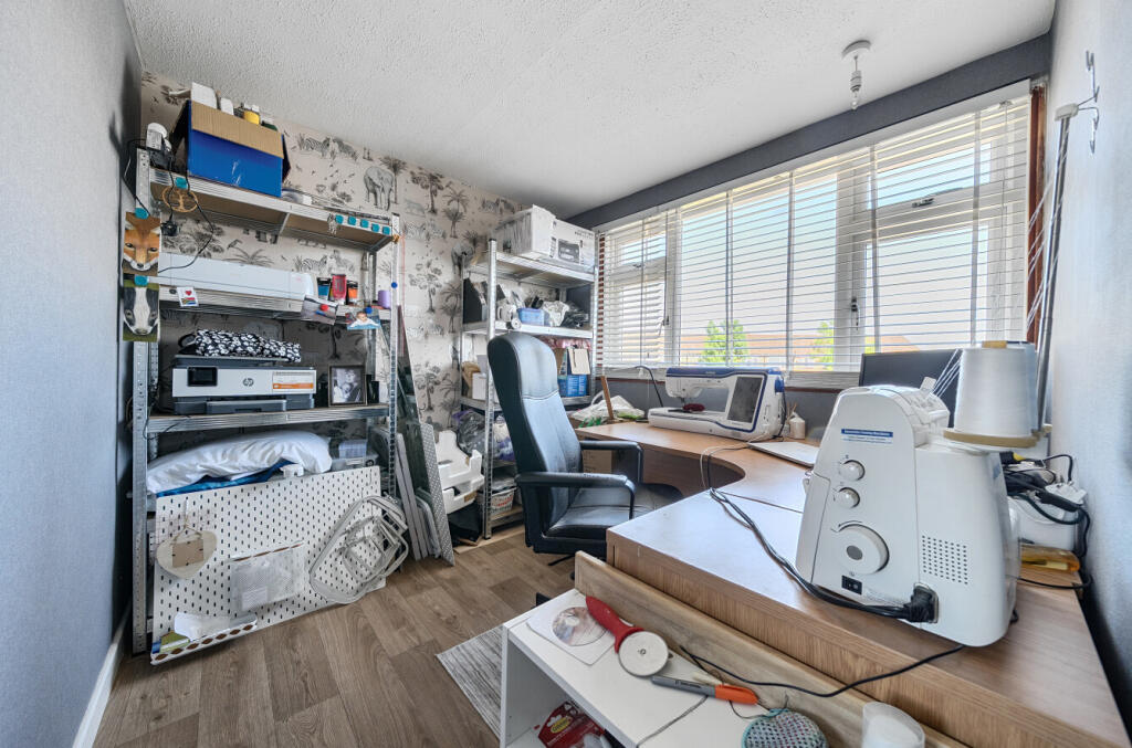 1290547-35-682492...