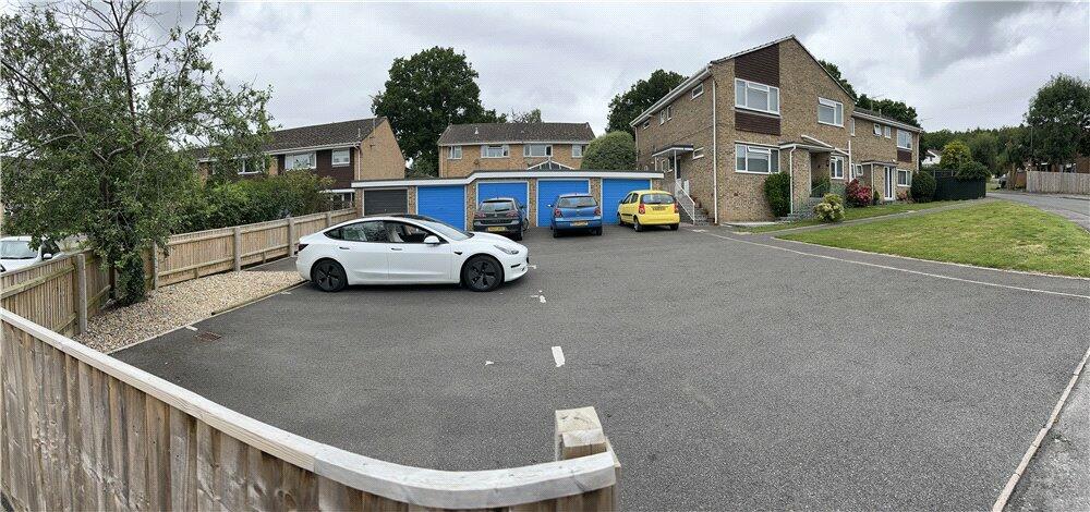 Garage &amp; Parking