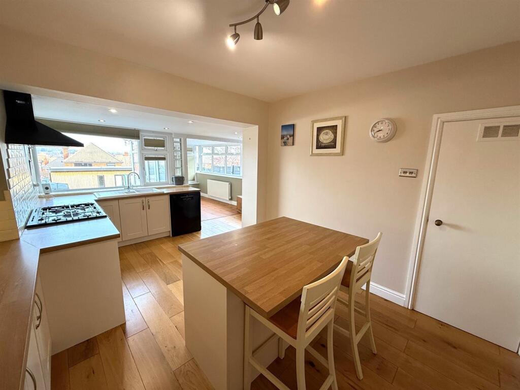 Open Plan Kitchen Diner