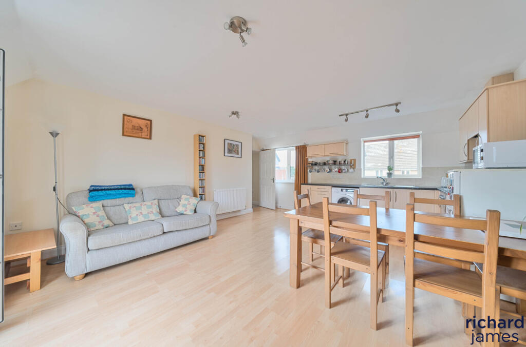 45bef2f919224d7ca8c1cbfad16df71b