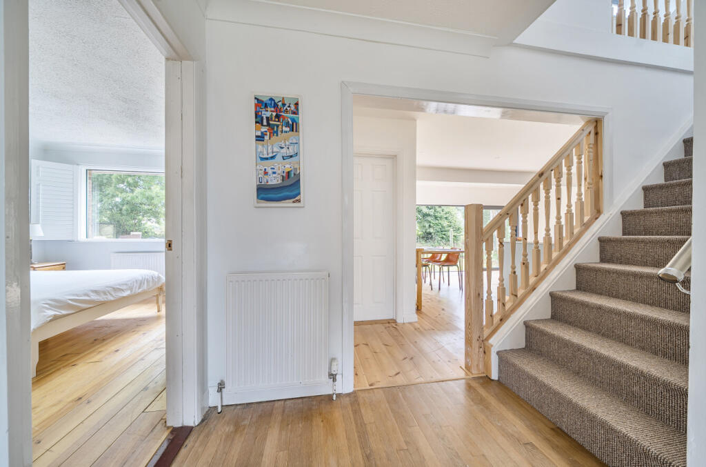 1347052-3-68b8457...