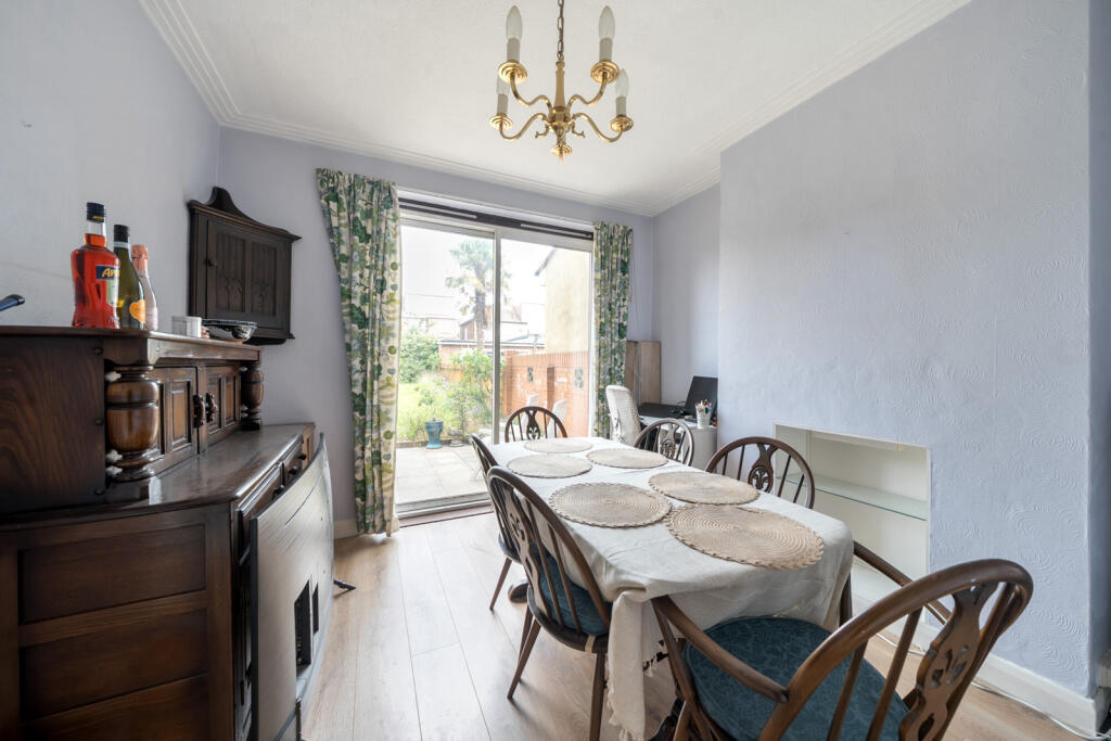 1297078-7-6846c48...