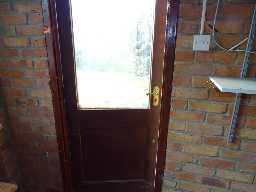 GARAGE2.JPG