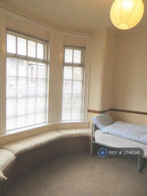 Strawberry Dale, Harrogate, HG1