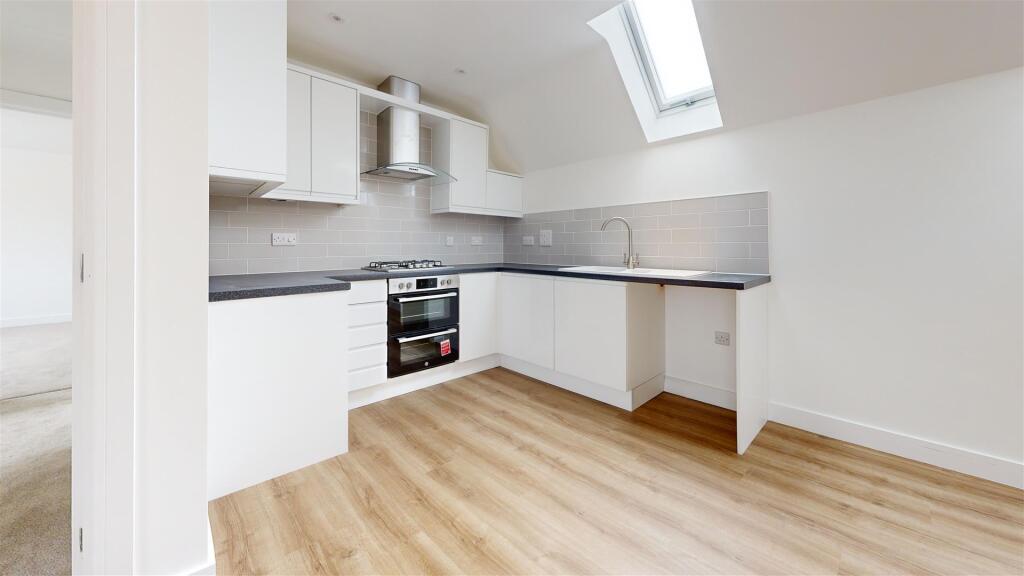 Kitchen (32).jpg