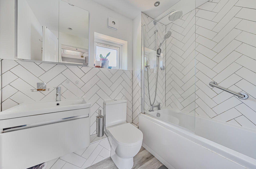 1290360-13-684c8a...