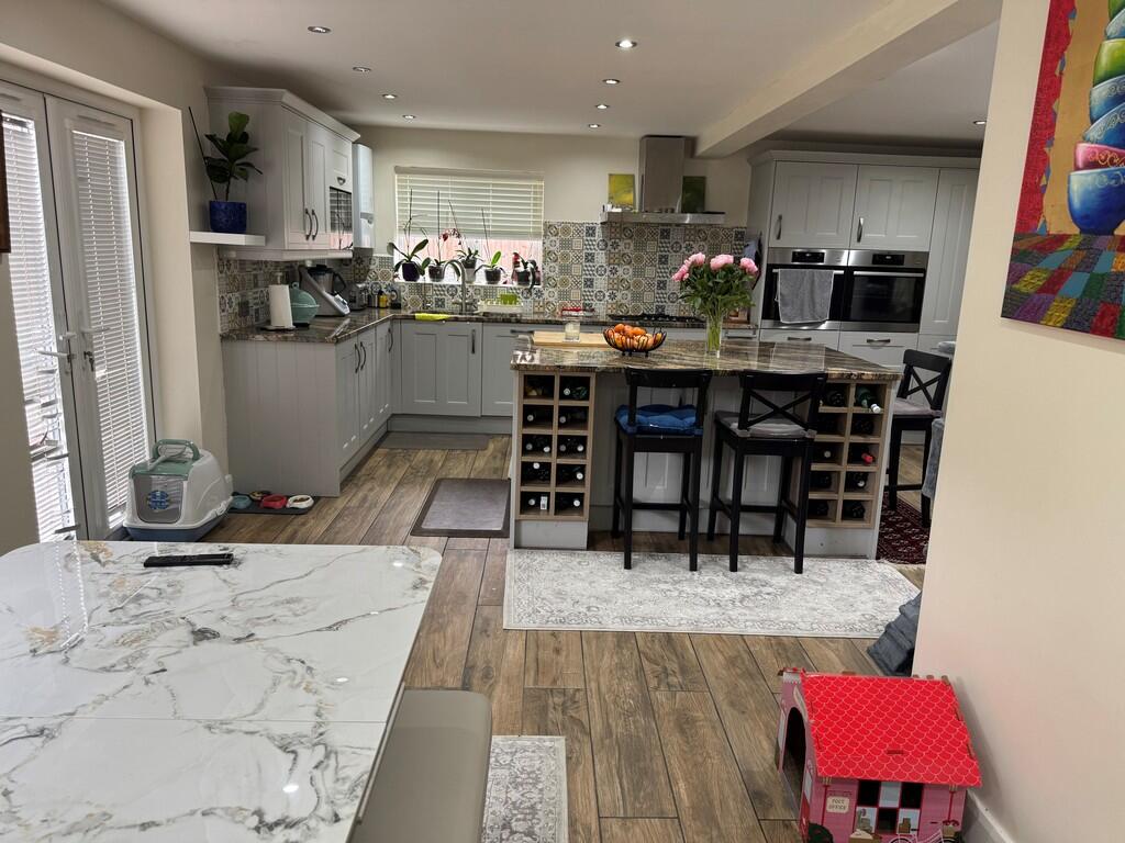 10 Eustace Road -...