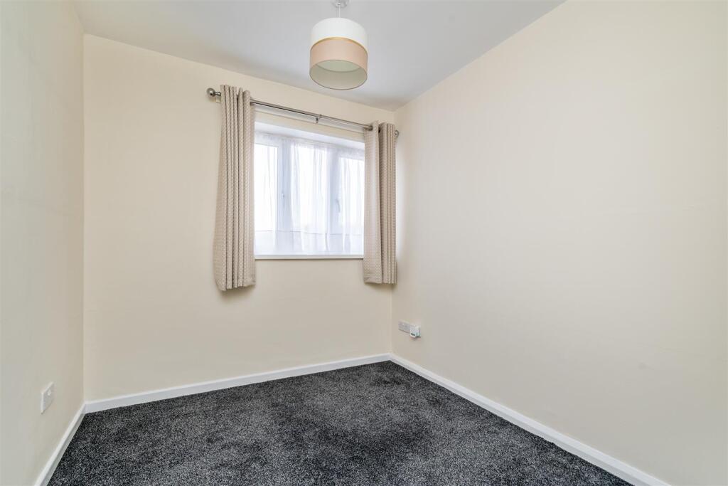 12 Goode Avenue_4.jpg