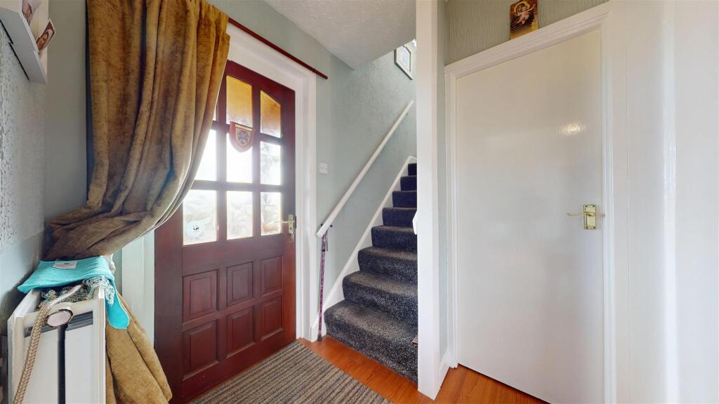 Liverpool Road Hallway