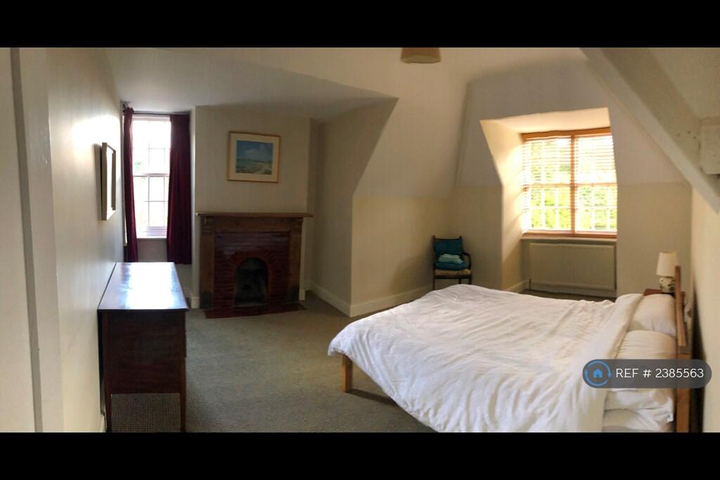 Main Bedroom