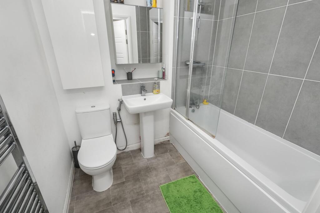 Family bathroom