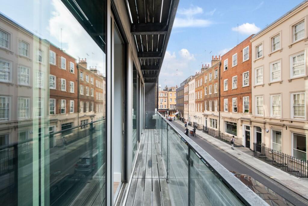 BALCONY 2.jpg