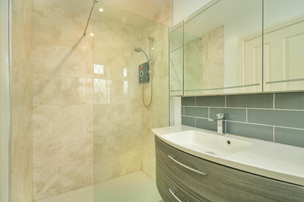 Bedroom four ensuite 