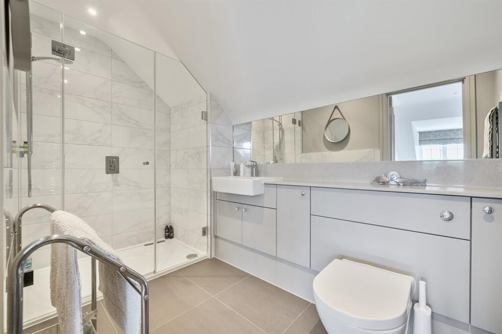 En-suite shower room