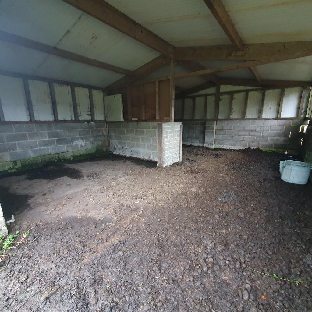 Barn Avail