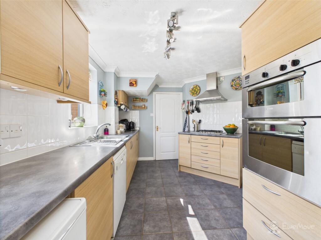Kitchen- Mark Stephens EweMove Newmarket and Soham