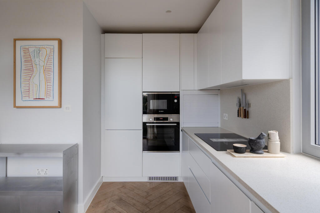 296571 - Maple Path, London E5 - high res-00447...