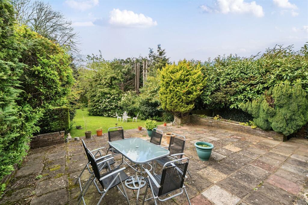 Rear Garden: