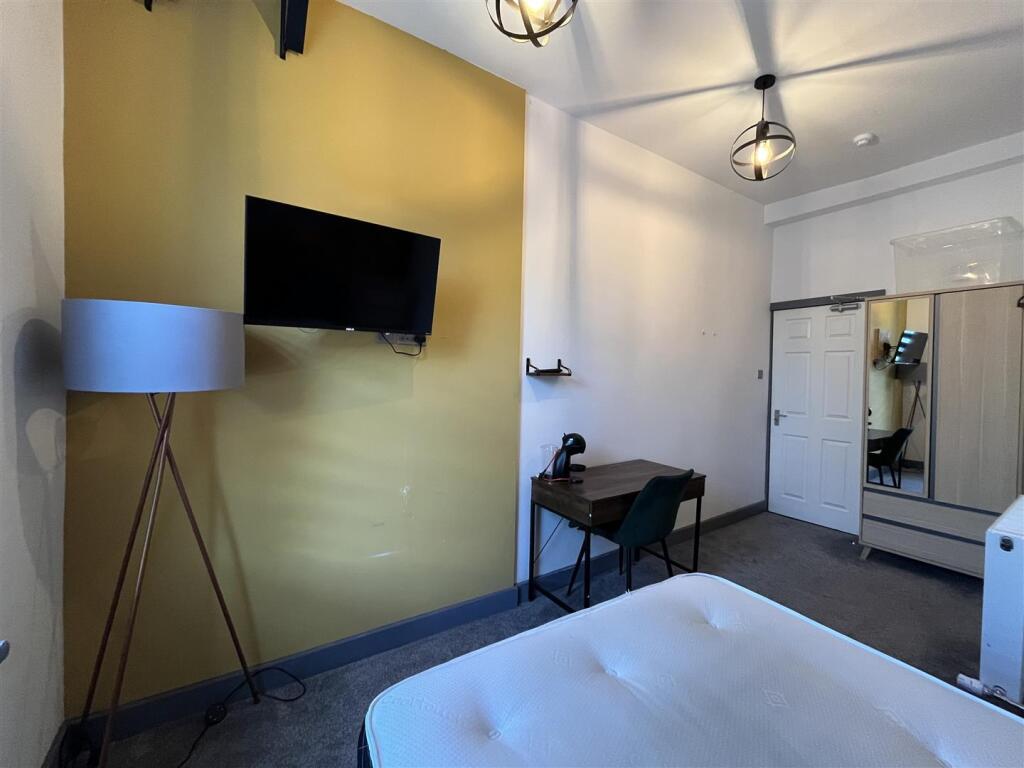 Room 5