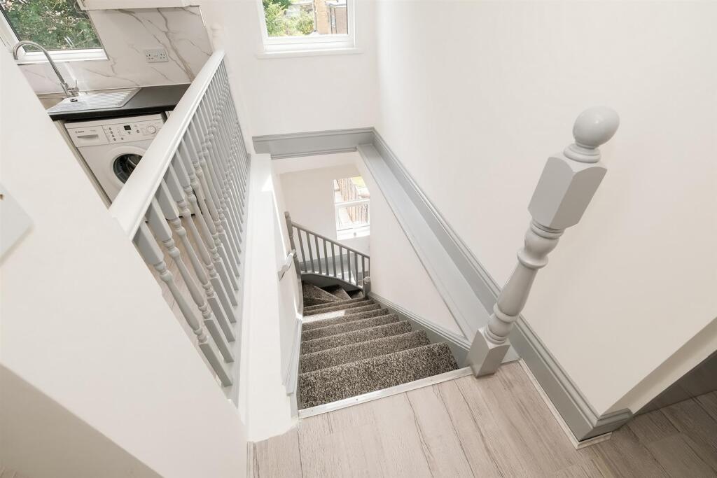 78-80 Spruce Hills Flat 5-10_web.jpg