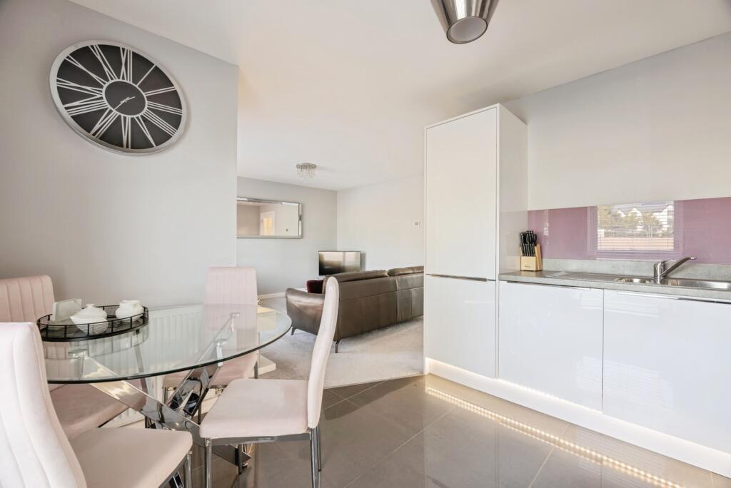Living Room/Kitchen