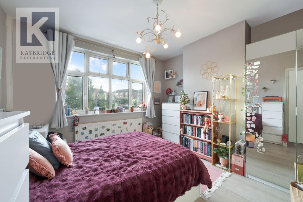 Stoneleigh Park Road, Epsom - KT19 0QT