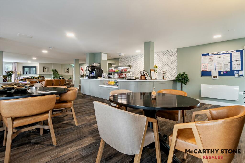 8617593-interior20-800.jpg