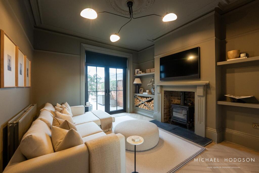 80 Ewesley Road-10.jpg