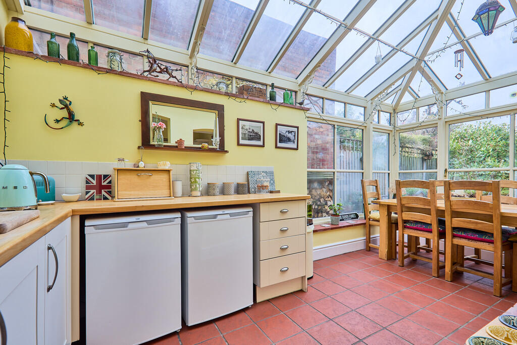 Edward Knight 202...