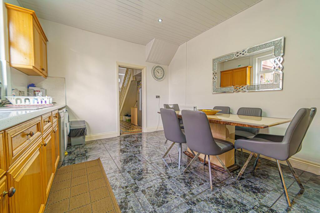 Kitchen/Dinning Room