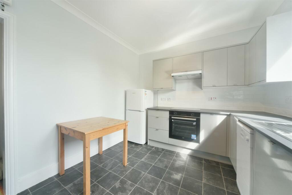 LAMBTON ROAD, 8A -35.jpg